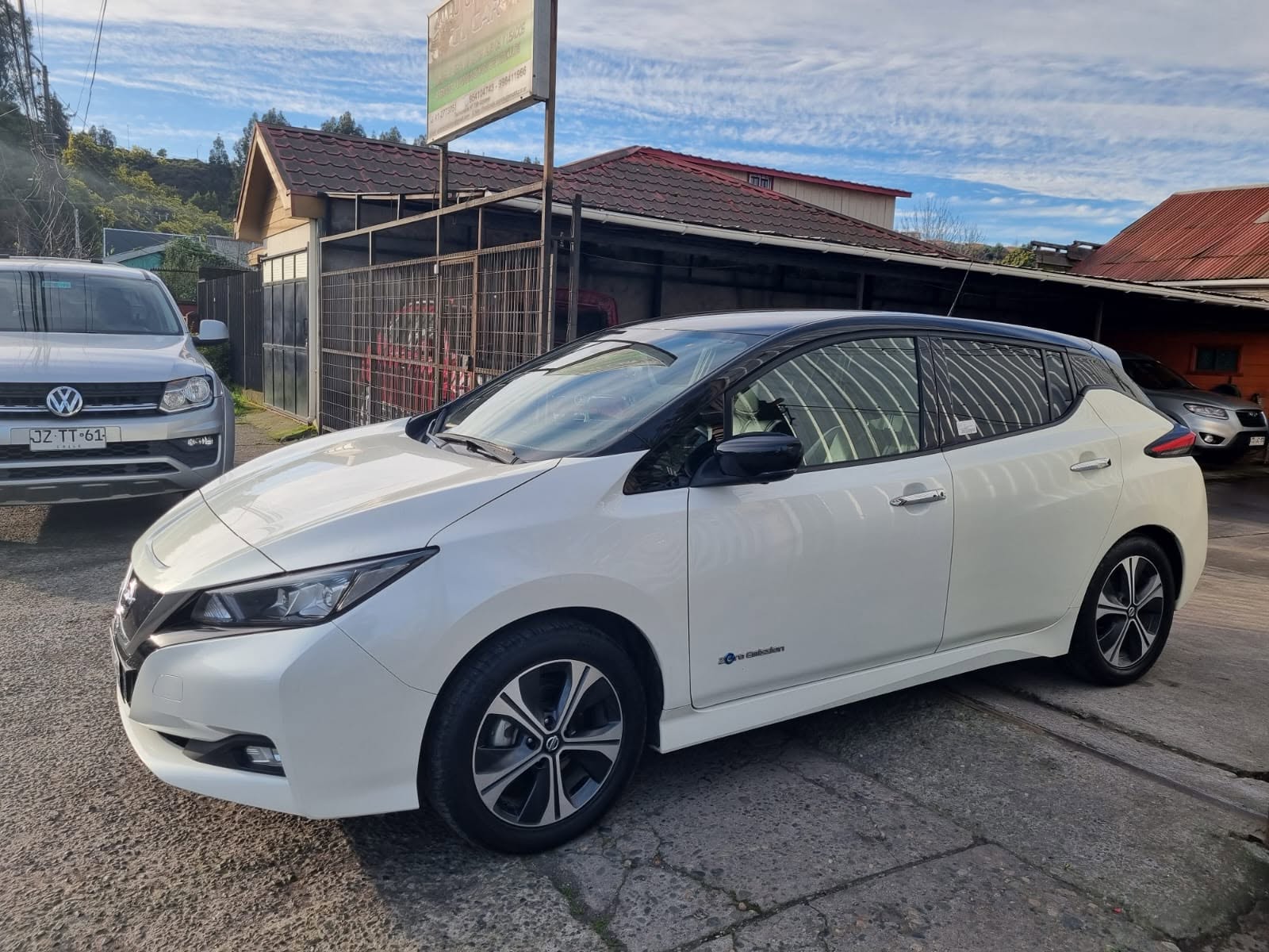 Nissan Leaf 2021, color Blanco perla
